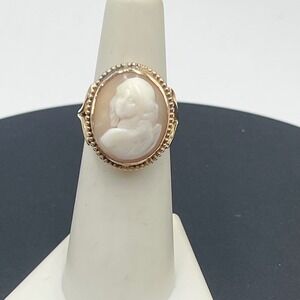 Vintage 14K Yellow Gold Shell Lady Carved Relief Cameo Ring Sz 5.75